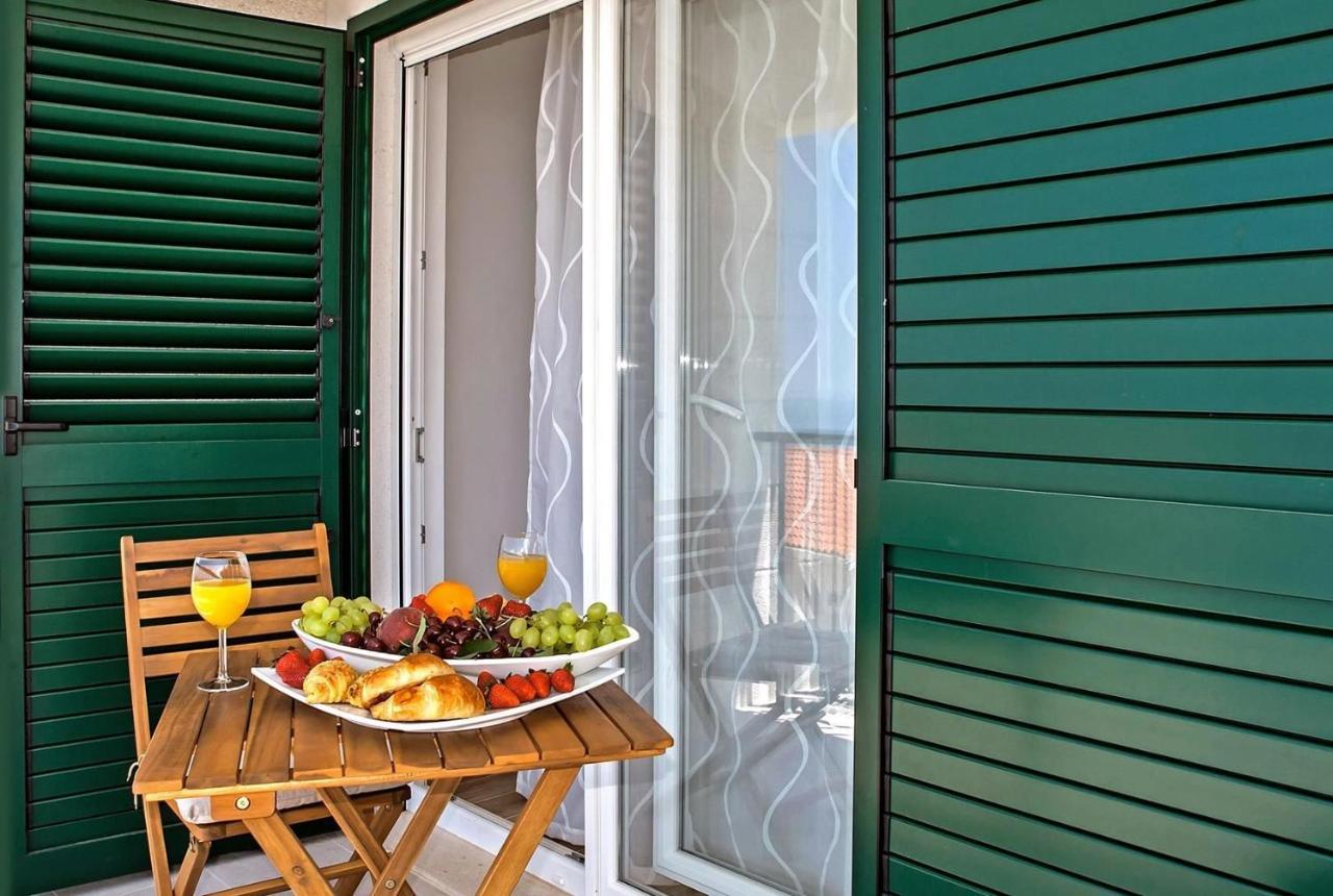 House Dunja Villa Omis Bagian luar foto